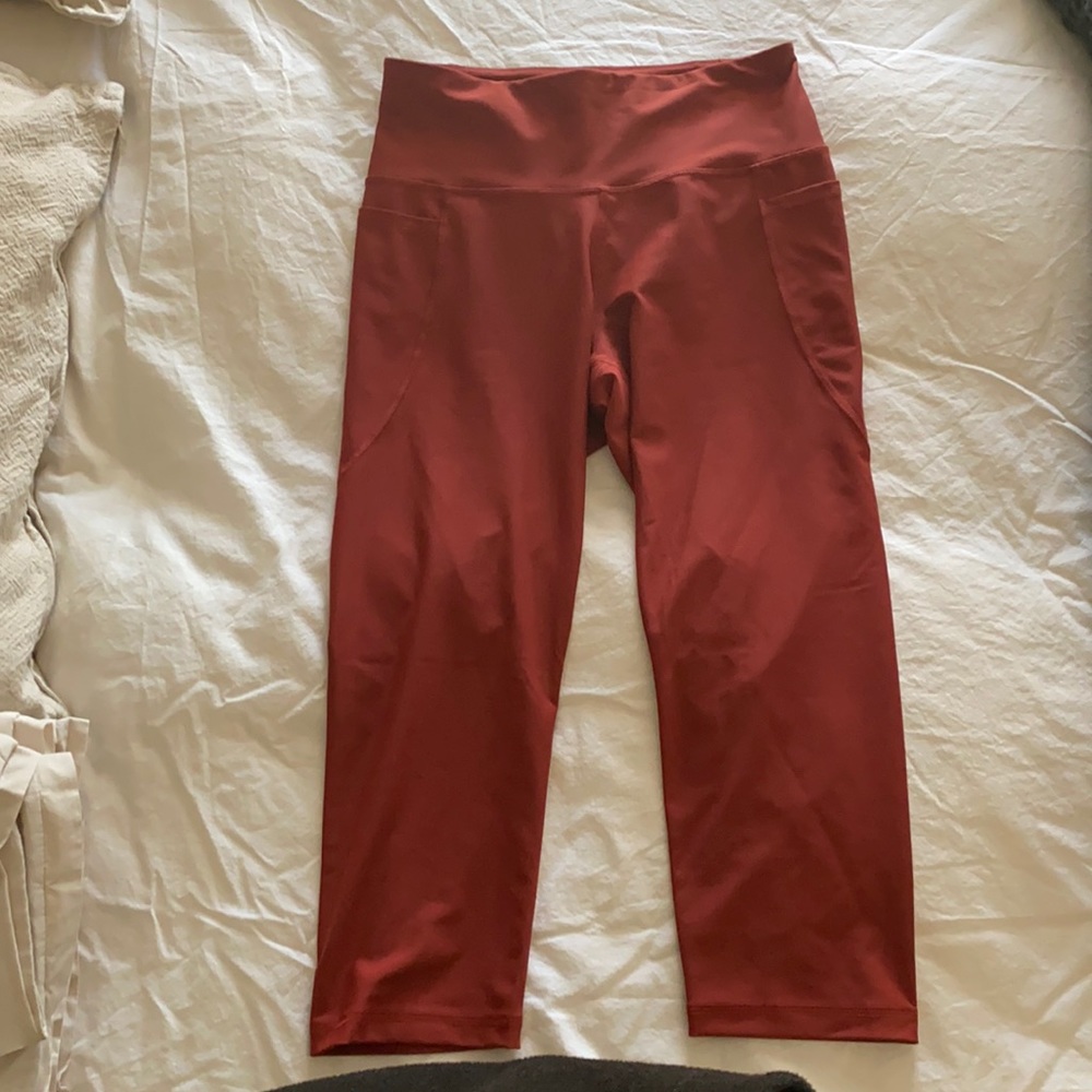 Old Navy GoDry Leggings